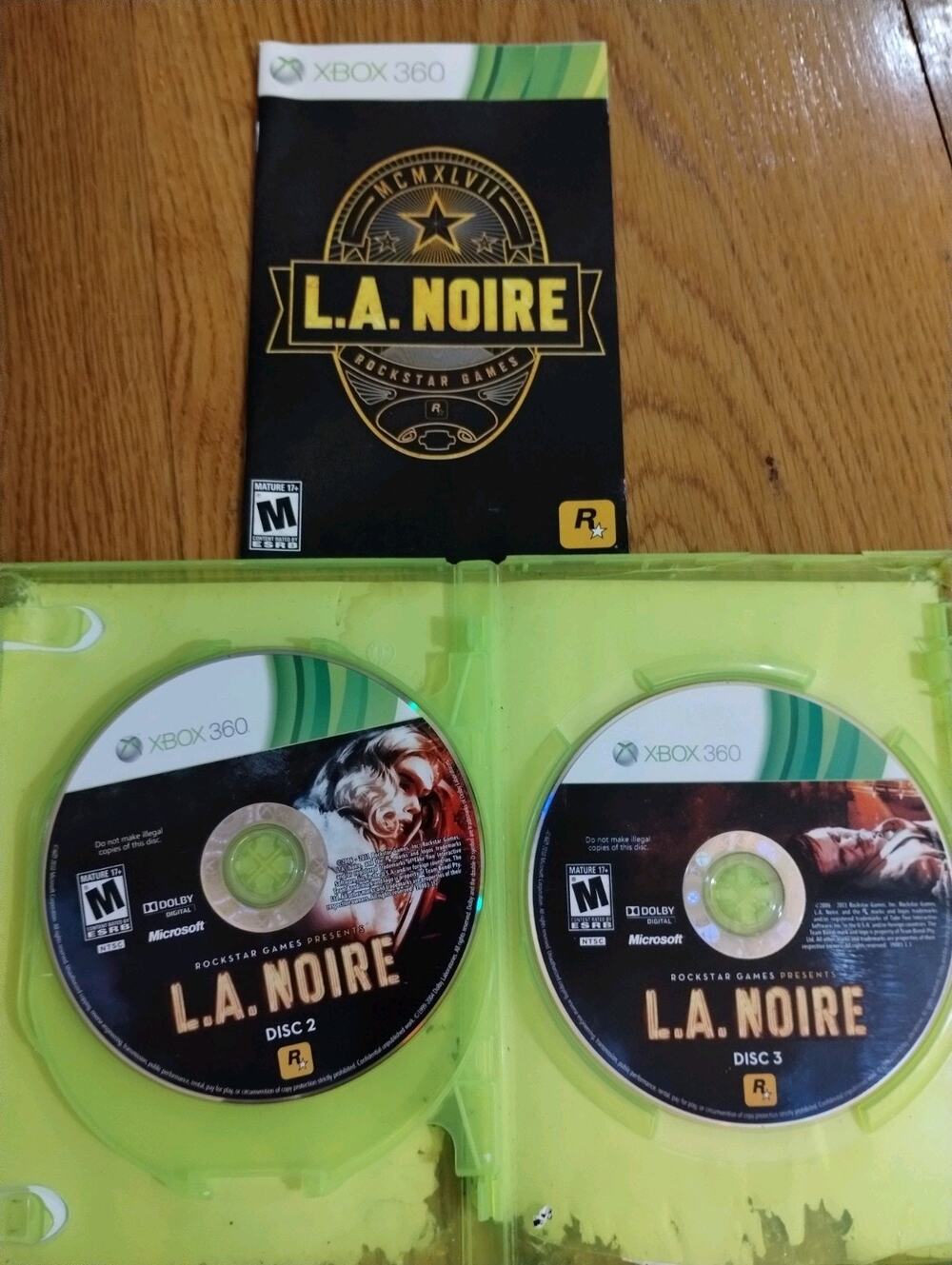 L.A. Noire XBOX 360 - Missing disc 1 - Manual Included